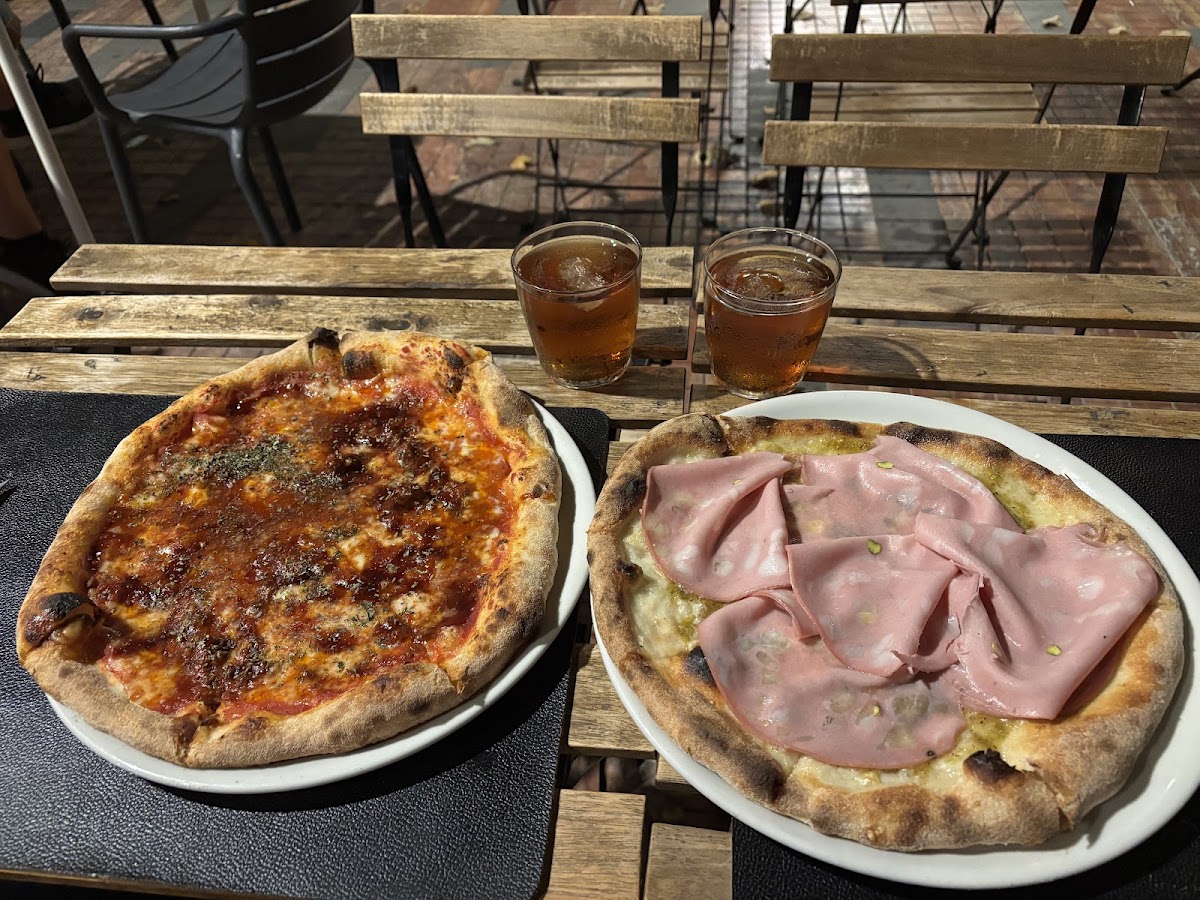 Italian Pizza Shop