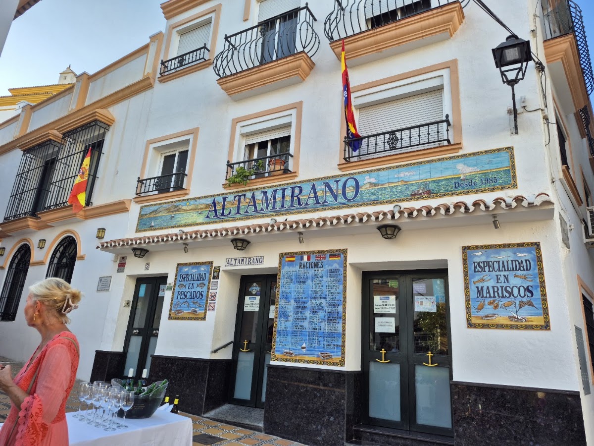 Bar Altamirano