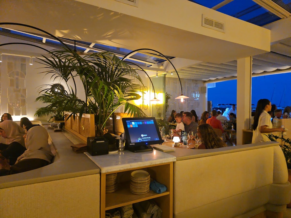Leone Brasserie