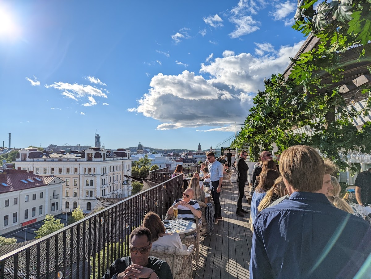 Cielo Roof Top Bar