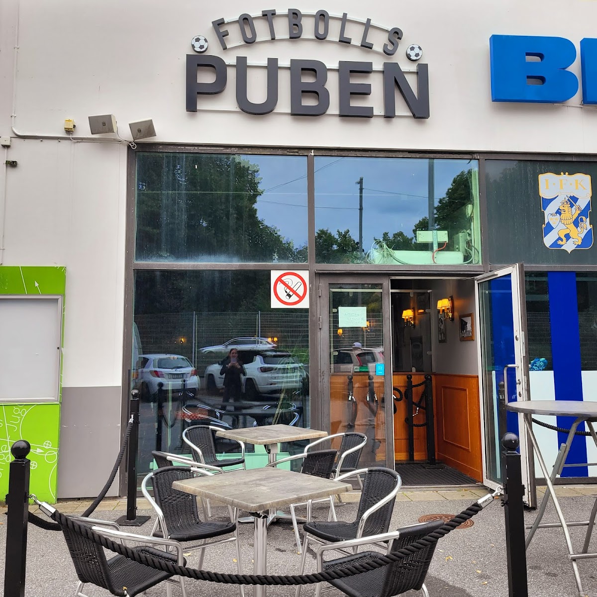 Fotbolls Puben, 12:ans bakficka