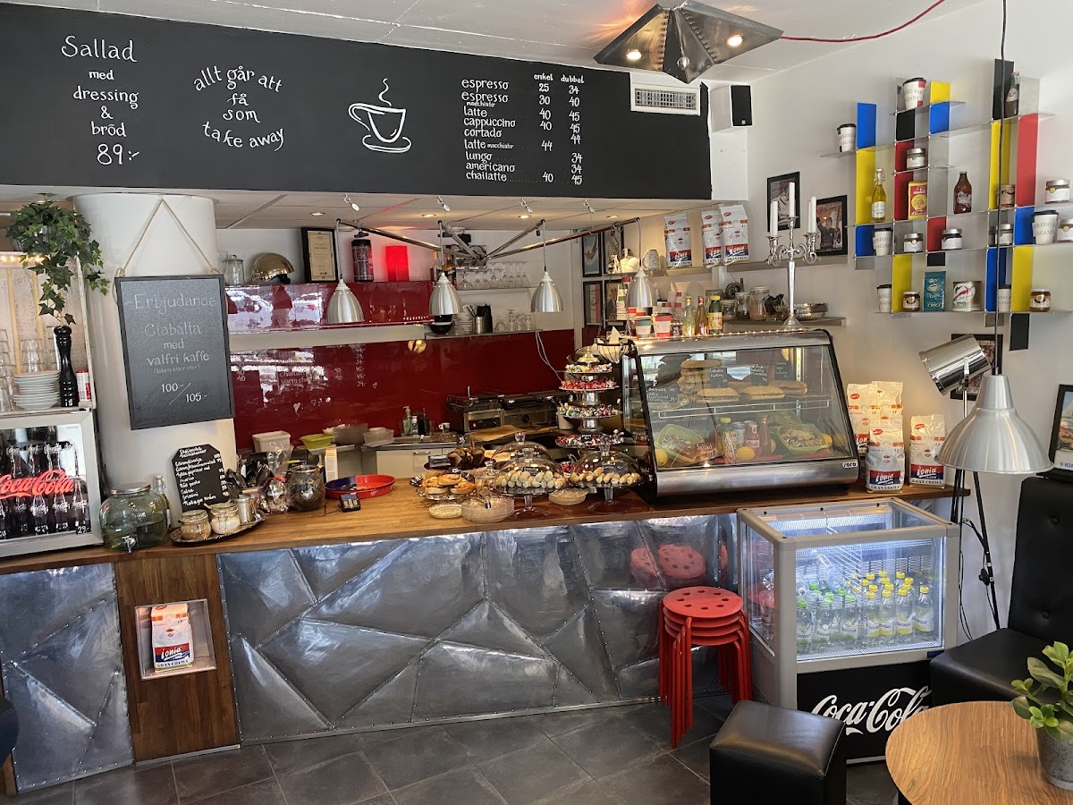 Laganini Espresso Bar
